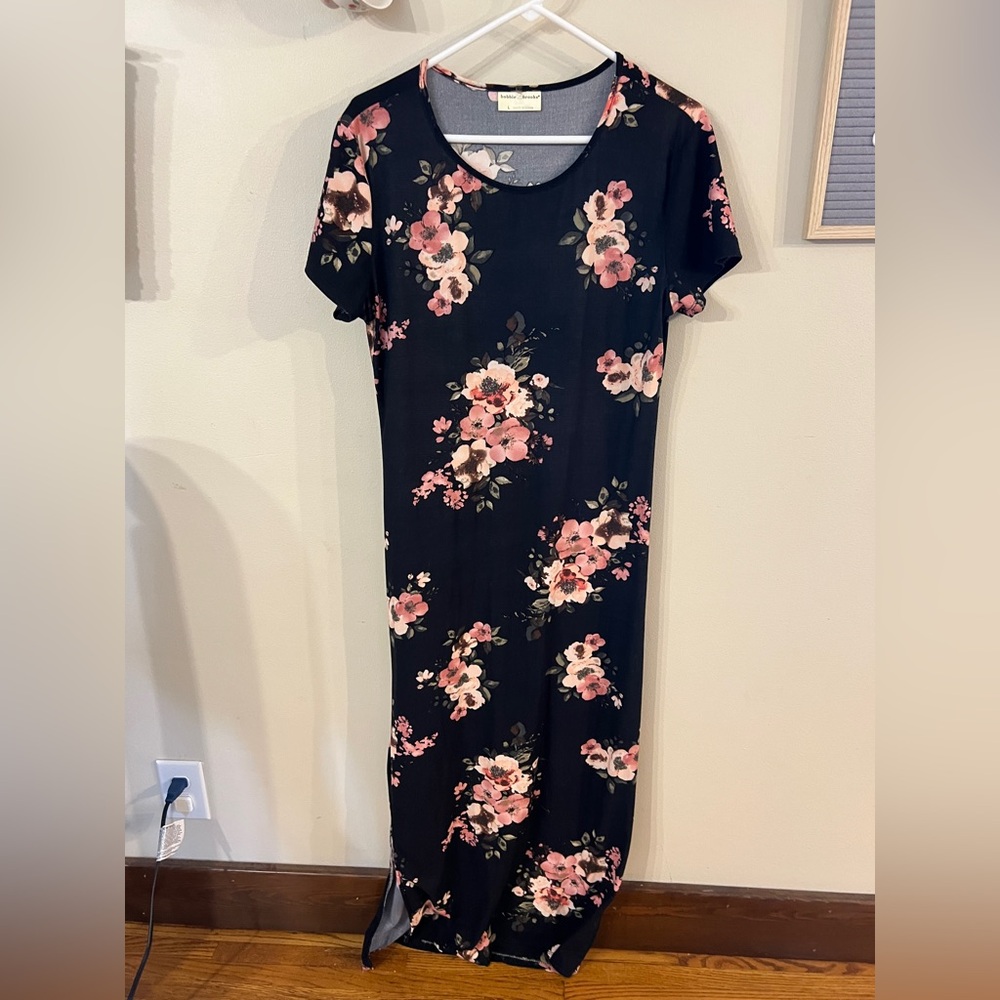 Floral stretchy maxi dress